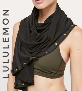 Sale!!Lululemon Vinyasa Scarf *Crinkle

Black